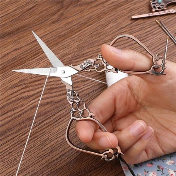 Embroidery Scissors Kit, Vintage Scissors European Style Sewing Kit for Crafting - Picture 6 of 7